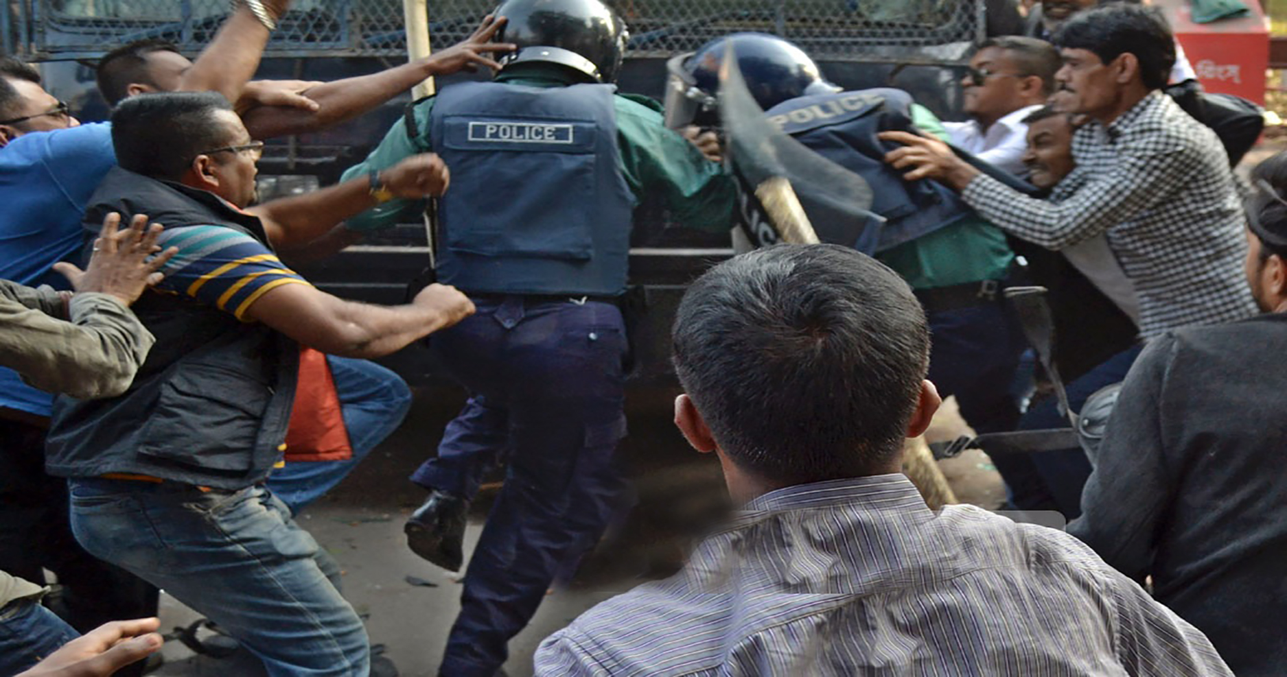 BNP activists clash with police, AL men