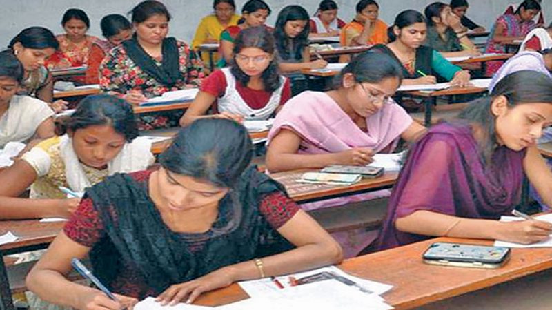 Govt ‘embarrassed’ over unabated question fraud