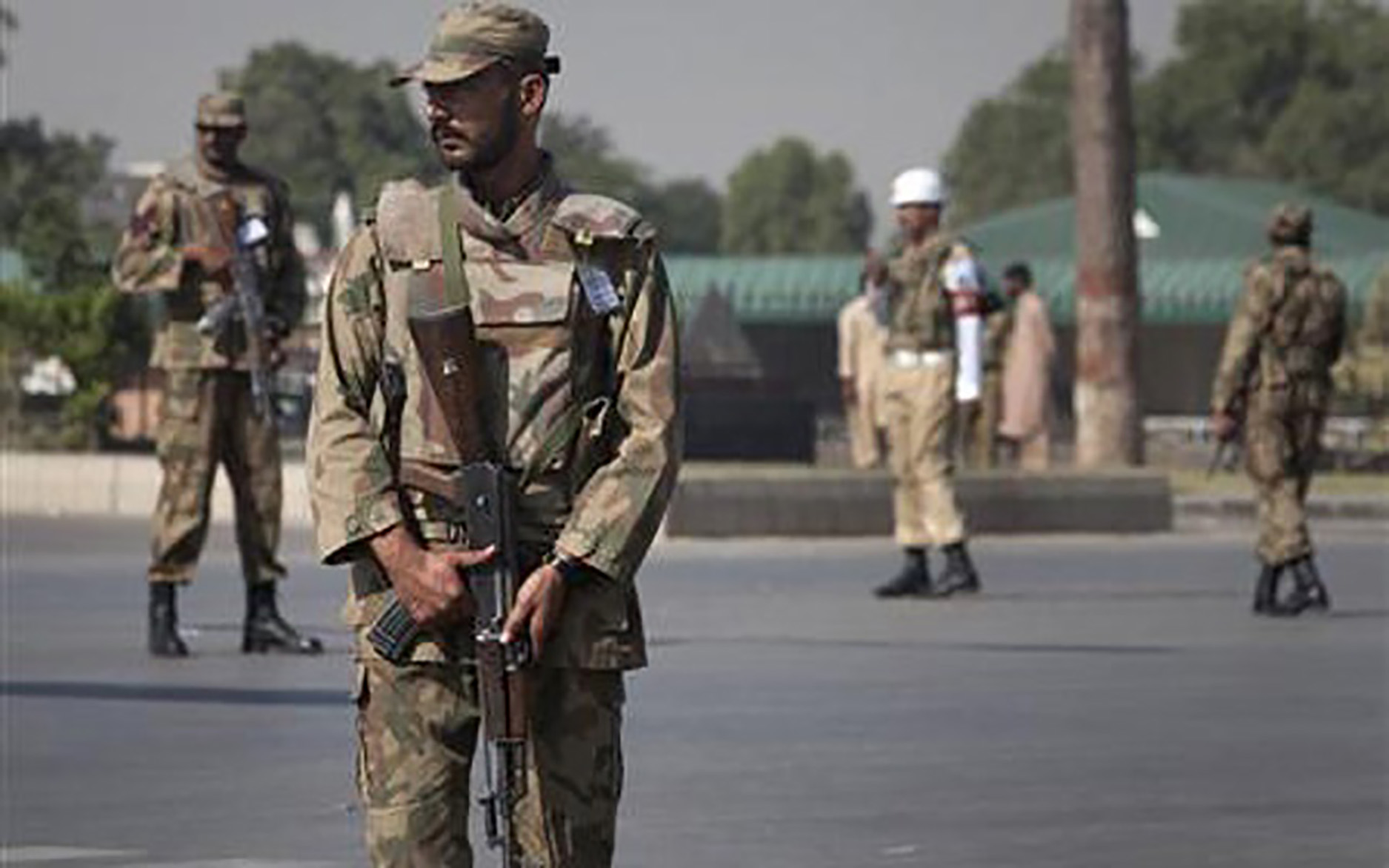 Suicide bomber kills at least 11 soldiers in northern Pakistan