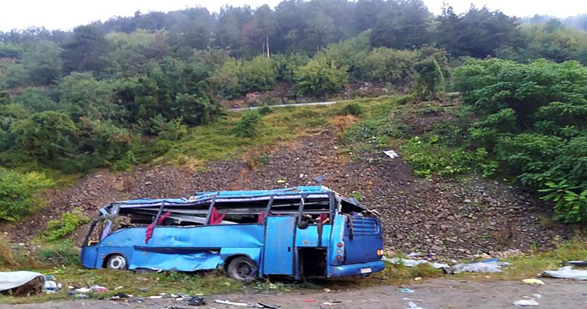 “Tourist bus crashes in Bulgaria: 15 killed”